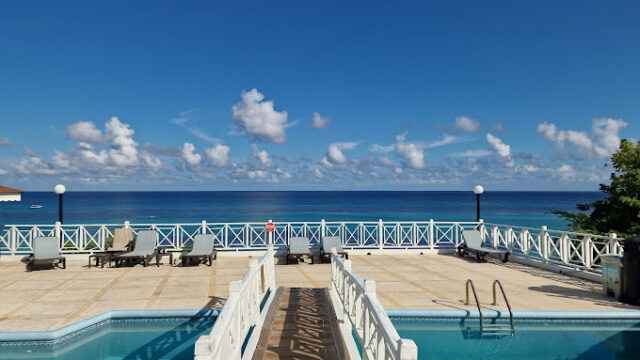 Hibiscus-Lodge-1.jpg