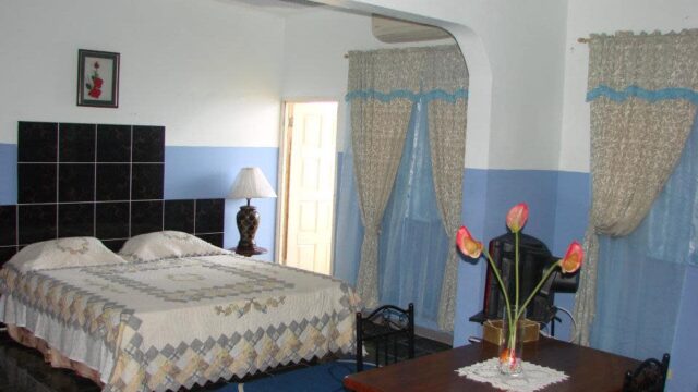 Morant-Villa-2.jpg