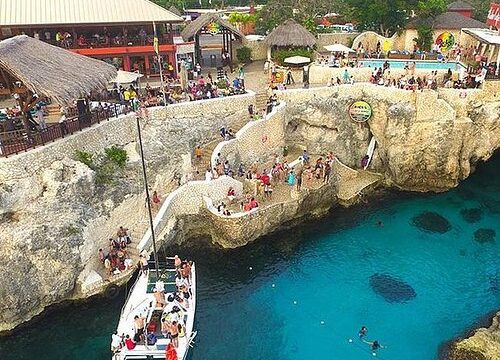 Ocho-Rios-Authentic-Tours-1.jpg