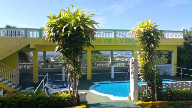 Ora-Vista-Guest-House-1.jpg