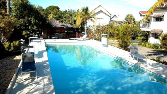 Sunflower-Resort-Villas-1.jpg