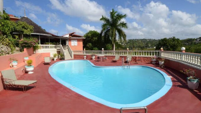 Verney-House-Hotel-Resort-1.jpg