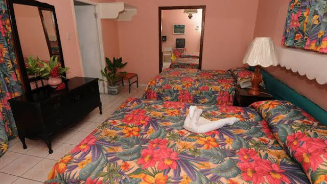 Verney-House-Hotel-Resort-2.jpg
