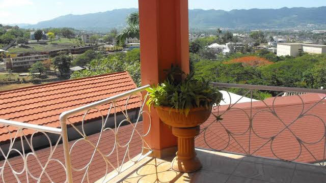 Verney-House-Hotel-Resort-3.jpg