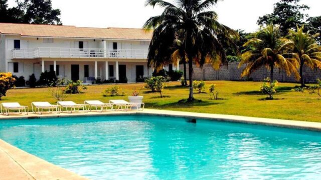 miramar-villas-jamaica-1.jpeg