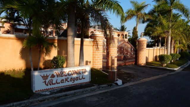 villa-royal-1a.jpg