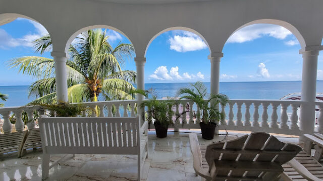 waters-edge-guest-house-3.jpg