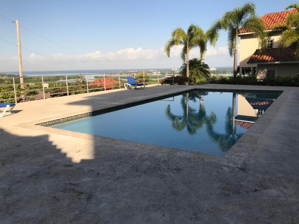 Barrianna Villa