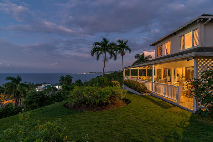 Blue Heaven Villa