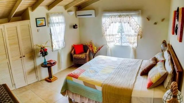 Charmsbnb
