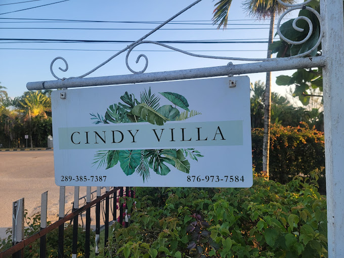 Cindy Villa 1