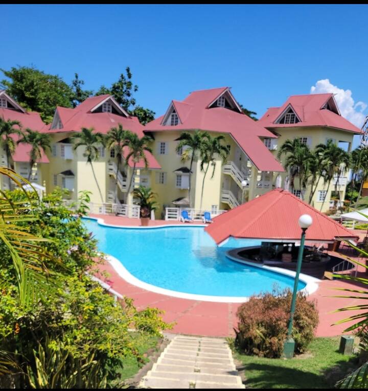 Comfort Zone at The Ridge E17