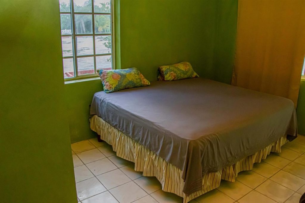 Deano’s Cottages 2