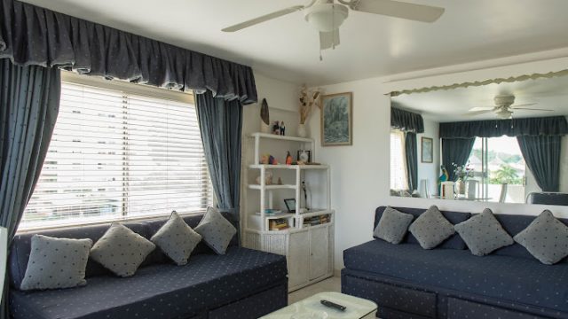 Dolphin Beach Suite 2