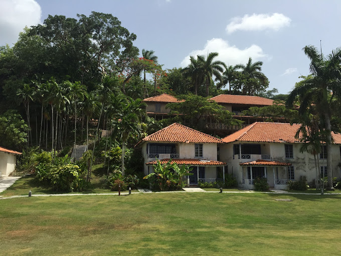 Dragon Bay Hotel 1