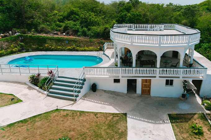 Duncans Villa 1