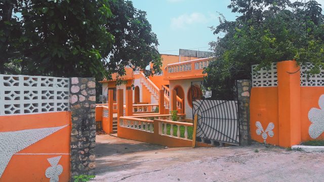 Halo & Isaiah’s Guesthouse & Hostel 1