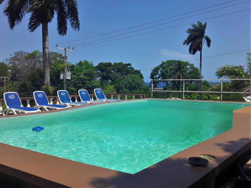 Highpoint Island Villas