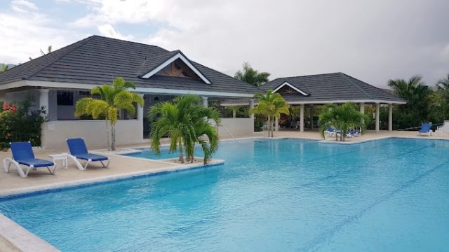 I Heart Travel Jamaica 1