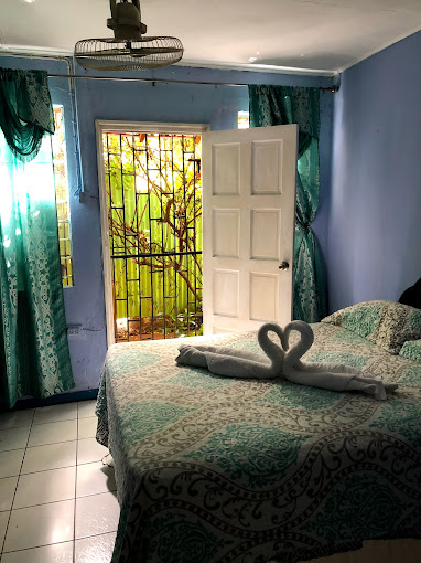 La Casa Sol Flor Guesthouse 1