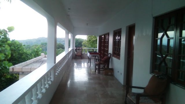 Mahoe Villas & Guest House 2