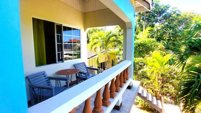 New Moon Cottage & Suites 2