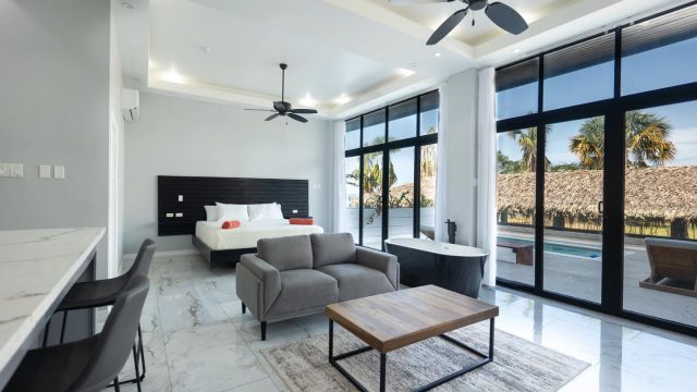 Osmond’s Beach Hotel 1