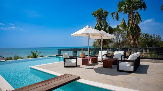 Osmond’s Beach Hotel 2