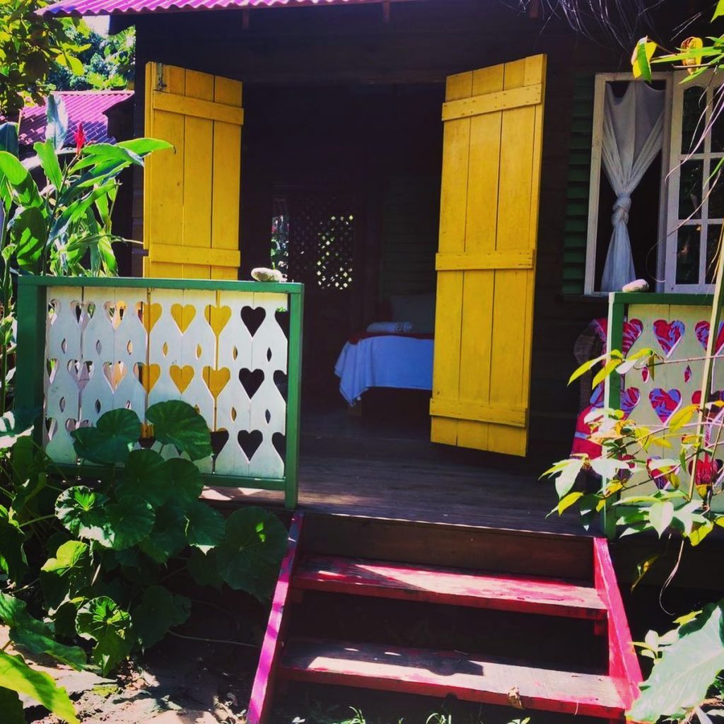 Palmyard Guesthouse / Palm Yard Hostel