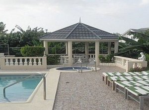 Paradise White House Villa 1