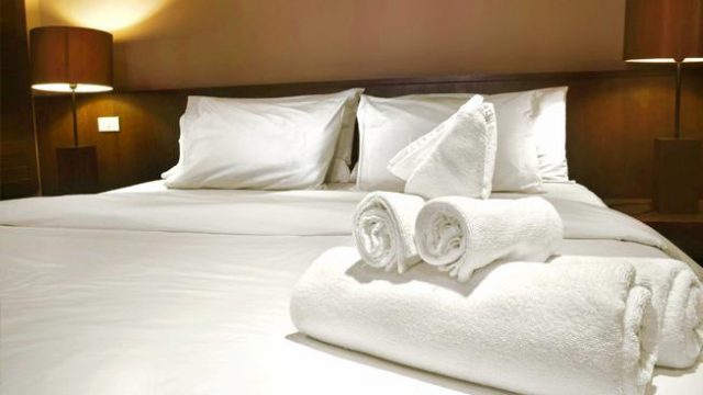 Paradise White House Villa 2