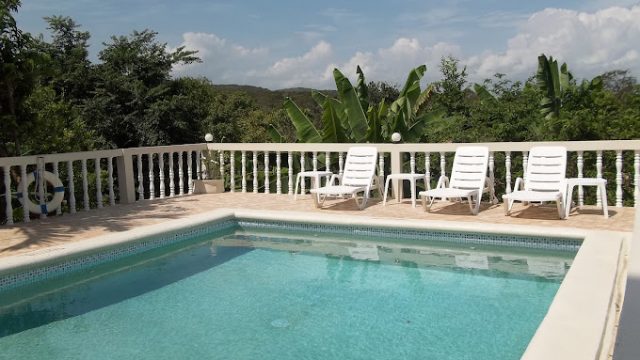 Retreat Guesthouse Luxury Suites 1