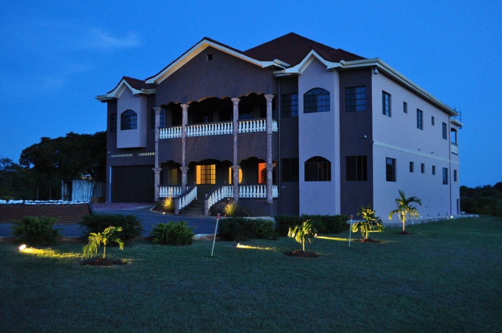 Rockstar Treasure Beach Bed & Breakfast Hotel 2