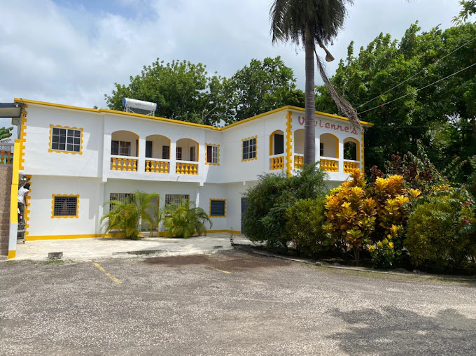 Vivienne’s Guest House