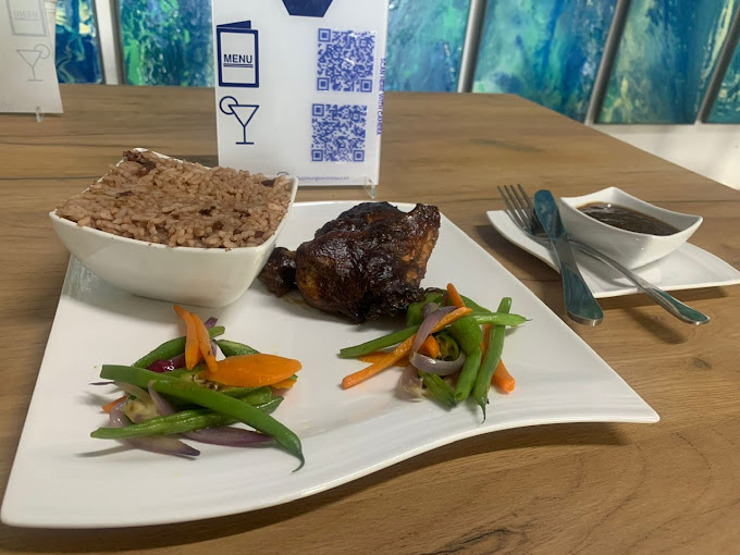 Buzz Lounge & Restaurant 1