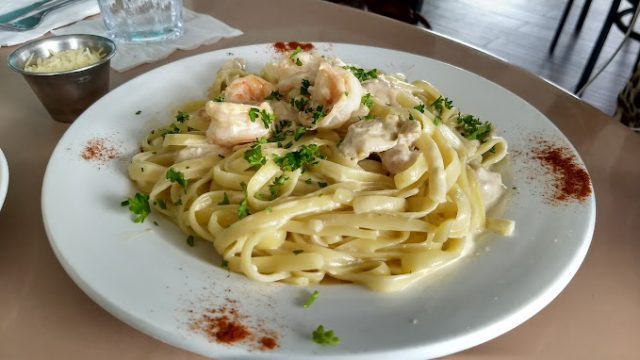 Chez Maria Restaurant 1