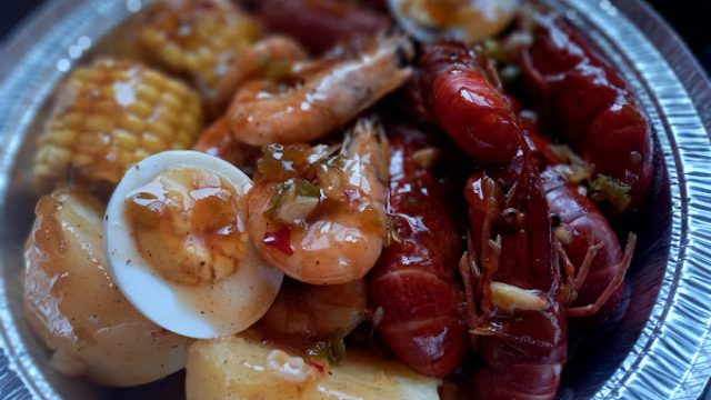 DR’s Seafood & Grill 1