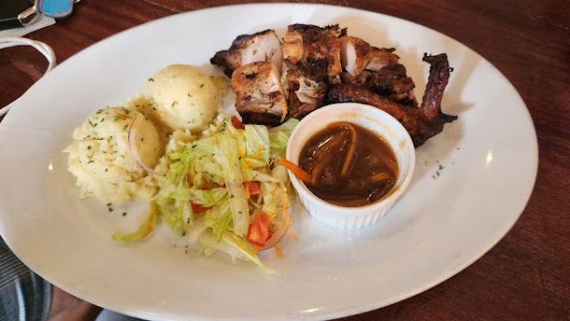 Janga’s Soundbar & Grill 1