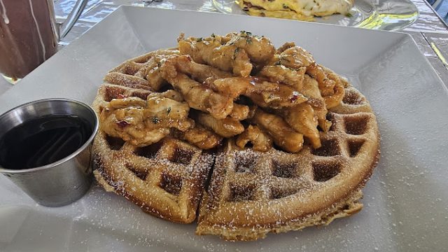 Mr. Breakfast, Lunch & Dinner 1