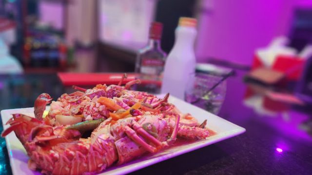 Ole House Seafood Restaurant 2