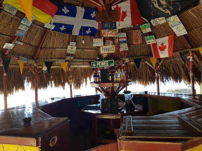 Pewee’s Restaurant & Bar