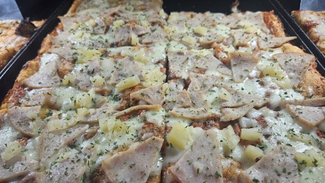 Pizza Please Liguanea 1