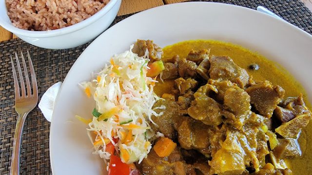 Snappaz Seafood Grill and Sport Bar 2