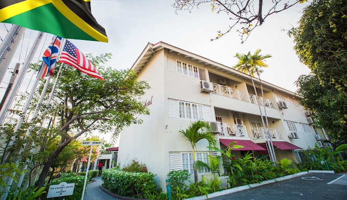 Altamont-Court-Hotel-4