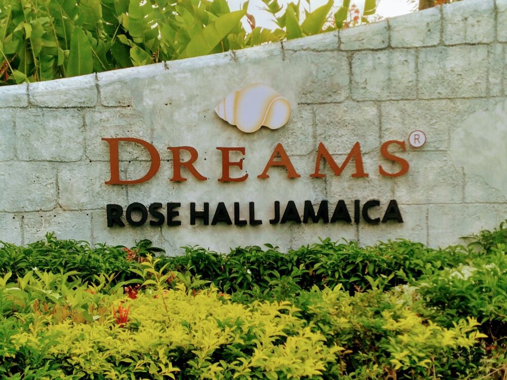 Dreams Rose Hall to Montego Bay Airport
