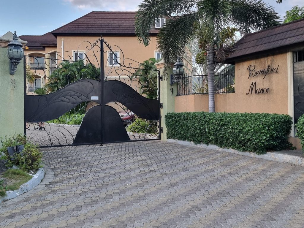 beresford-manor-2