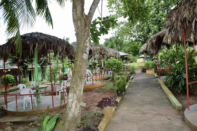 Biters Garden Restaurant and Sports Bar 1