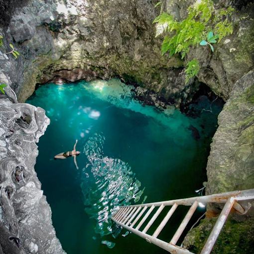 Blue Hole Mineral Spring 1