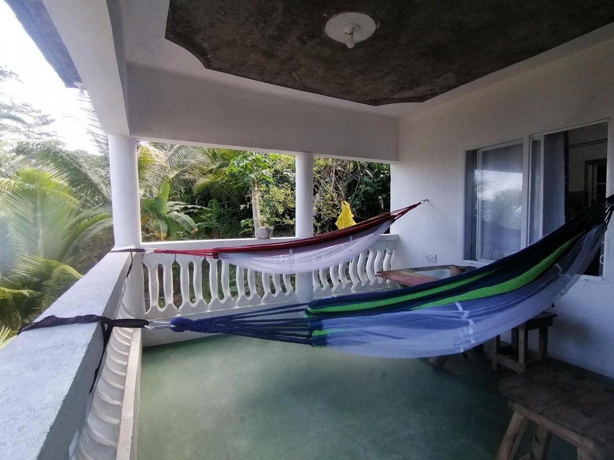 Brian's Beach House 3