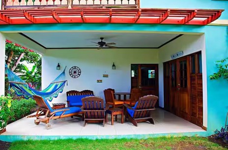 Chillin at Old Fort Bay 3